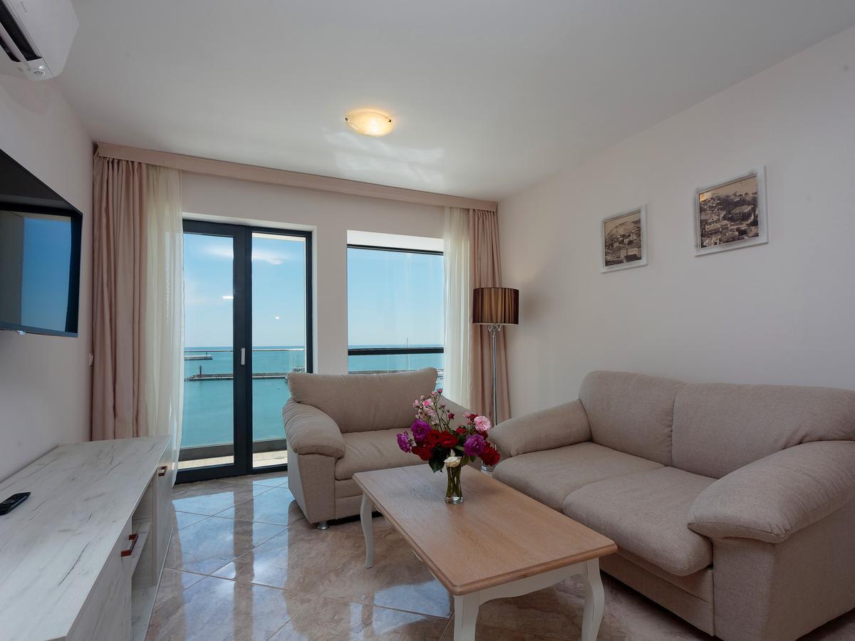 Antik Apartments 巴尔奇克 外观 照片